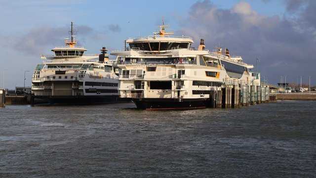 Texelstroom en Dokter Wagemaker in de haven van Texel